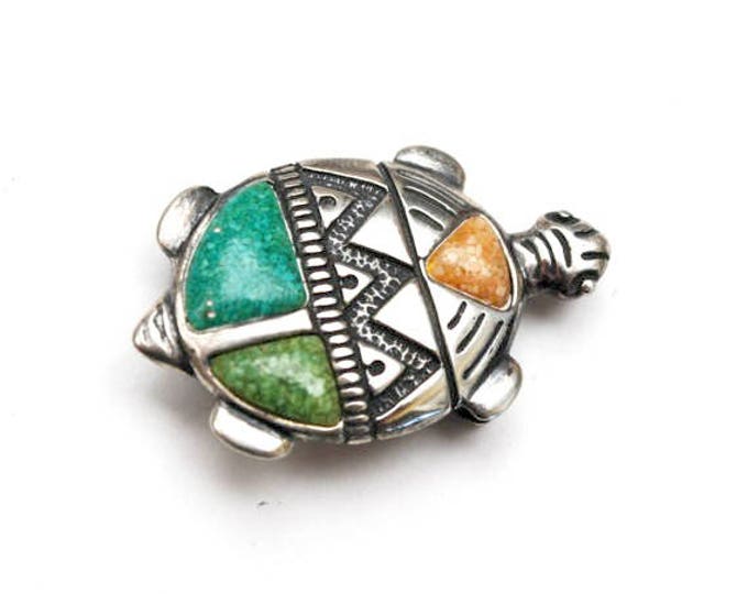 Sterling Turtle Brooch Pendant -Gemstone Figurine pin - green blue turquoise orange stone chip - signed Sterl - Southwestern