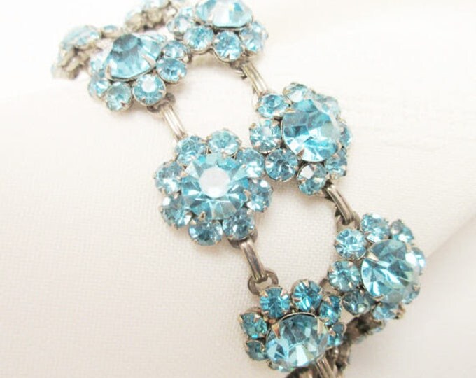 Blue rhinestone bracelet - double strand Link - Rhinestone flower - mid century - light baby blue bangle