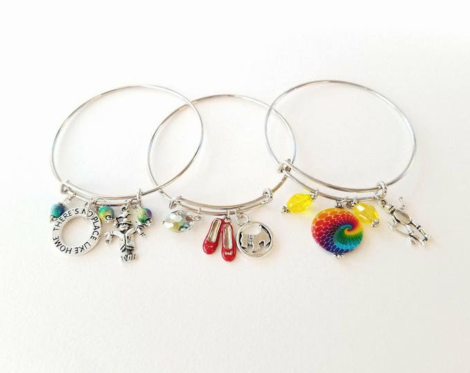 Wizard of Oz Charm Bangle Bracelet Set 3 Stacking Bangle Bracelets Dorothy Toto Lion Tin man Scarecrow Wizard of Oz Gift for girl #18-1L