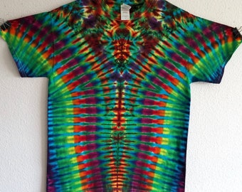 Hand Made Tie Dye from the Pacific by BarefootLazerTieDye on Etsy