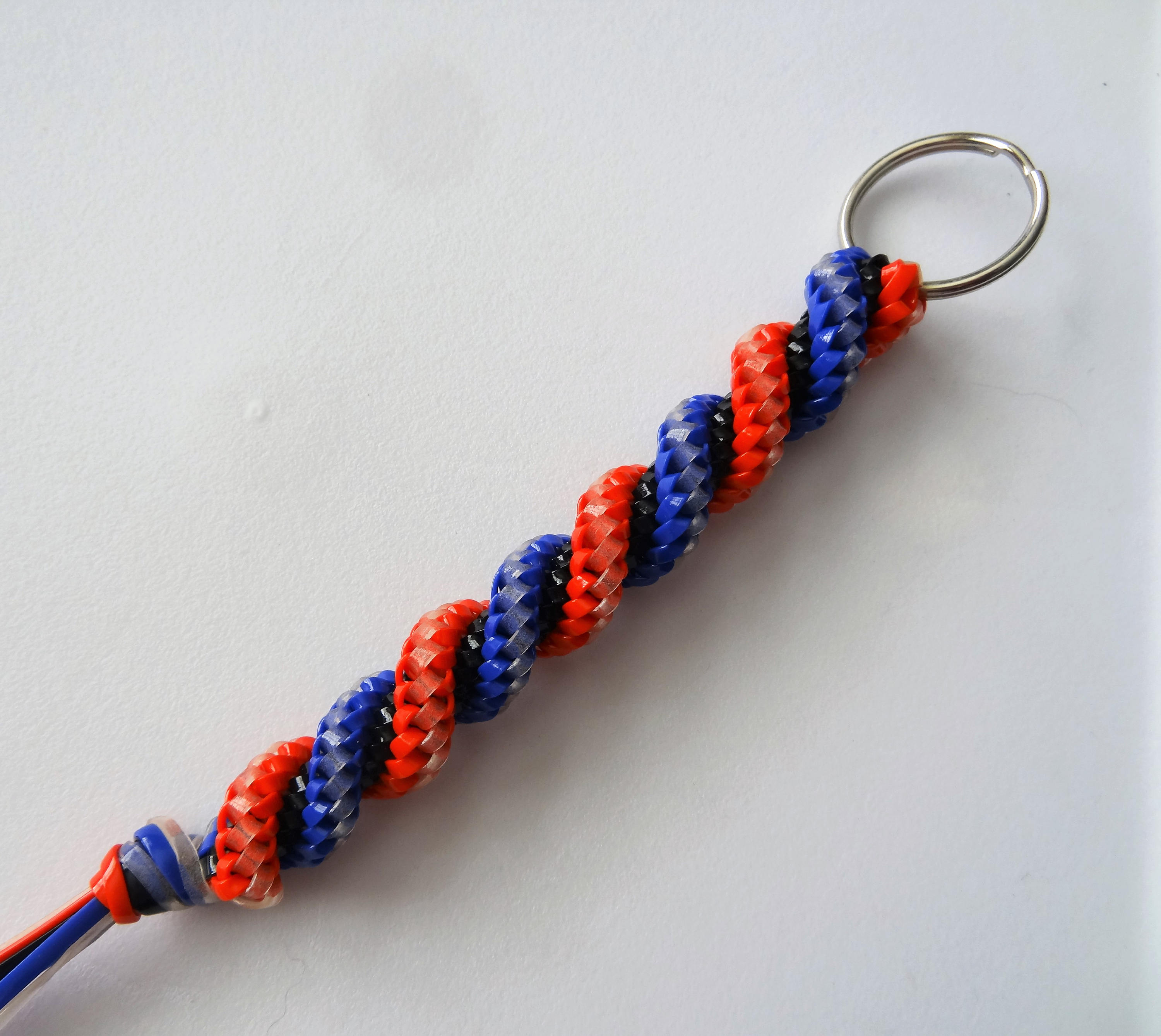 4 String Plastic Lace Keychain