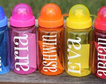Personalized Water Bottle, Monogrammed Water Bottles, Kids Water Bottle, Reusable Water Bottle, Party Favor, Lunch Box, Back to School Lunch