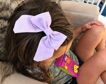 SALE- Textured Lilac : retro bow on clip