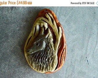 SUPER SALE 60mm Carved Stone Wolf Pendant, Fancy Agate, Hand Carved, Natural Gemstone, Carved Stone Animal Pendant 60x38x8mm Designer Qualit