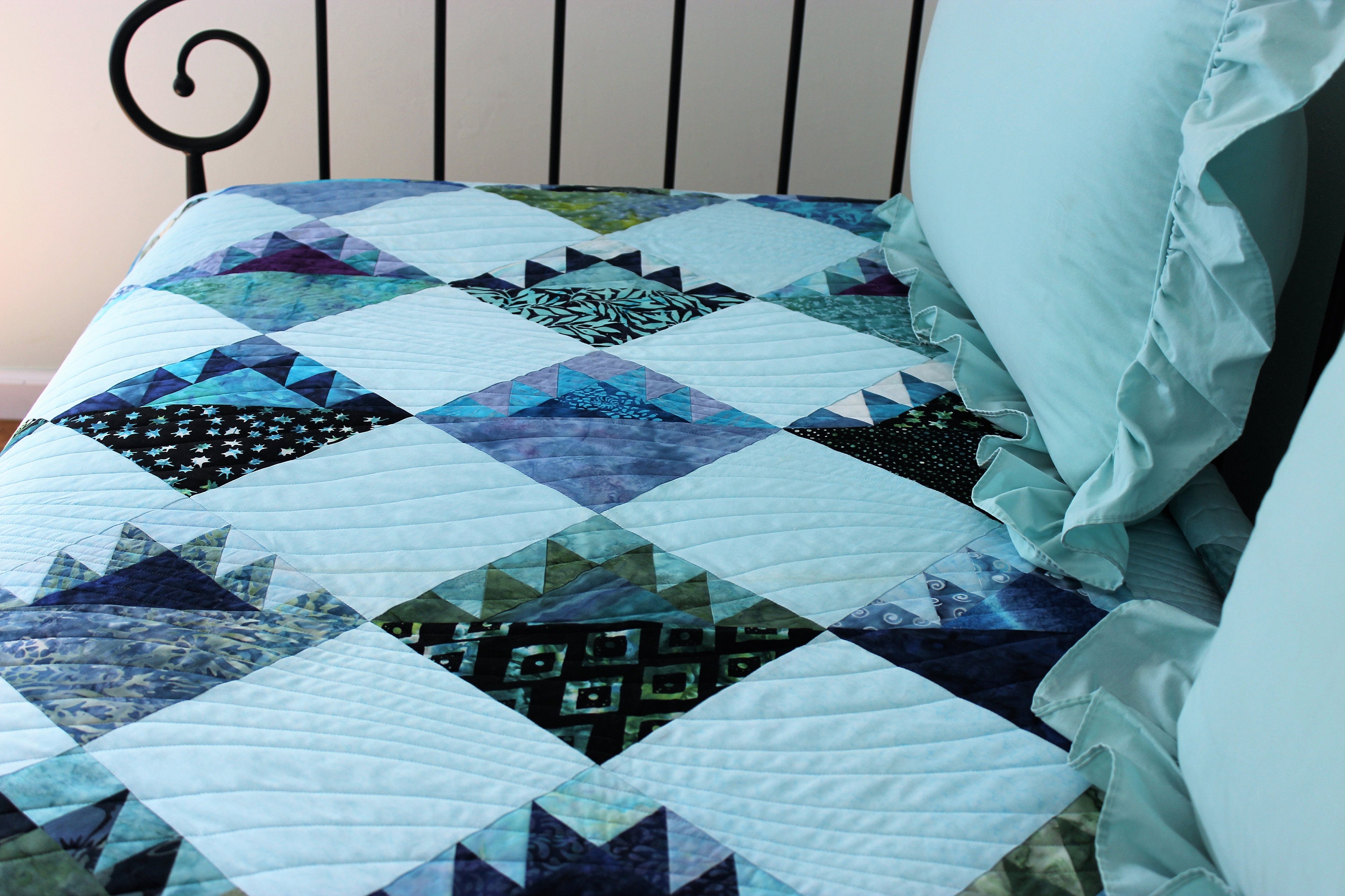 Beautiful Handmade Patchwork Batik Twin Quilt Daybed Quilt