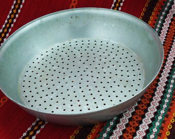 Vintage Aluminium Colander, Vintage Metal Strainer, Vintage Colander,Rustic Kitchen decor,Old Farmhouse, Vintage Strainer,Old Metal Colander