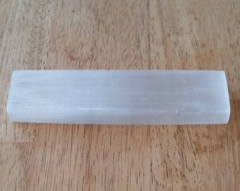 7.5" Selenite Slab - HIgh Energy - Crown of the Chakra - Stone Recharging Plate - Reiki Heaking - The Slab is 7.5" x 1.75" x .75"