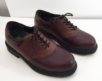 Vintage Saddle Shoes Nunn Bush Oxblood Brogues / 90s Oxford Wingtips Burgundy & Brown 5-Eyelet Saddle Shoes Men 8.5 / Saddle Shoes Women 10