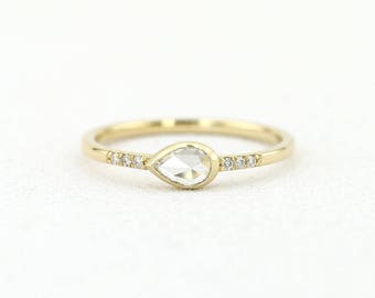 Rose cut Diamond Ring / 14k Gold Pear Shape Rose cut Diamond Engagement Ring / Minimal and Delicate Engagement Ring