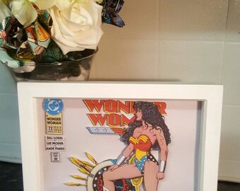 Wonder Woman 3D Shadow Box Diorama (8x8)