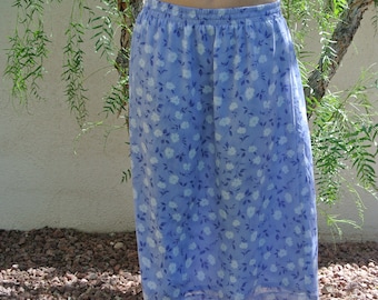 1970s/80s BLUE FLORAL SKIRT// Bon Worth// size medium// vintage