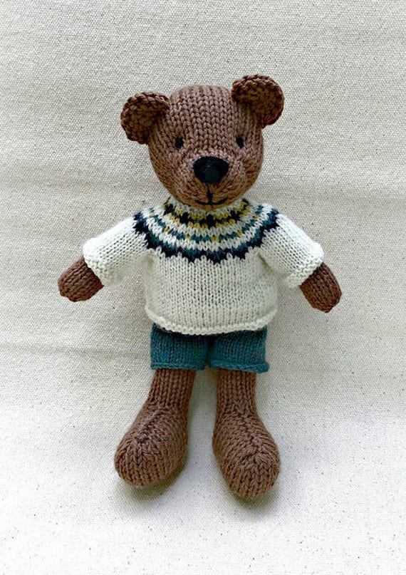 little knitted teddy