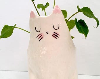 Ceramic Cat Planter / indoor planter / succulent planter