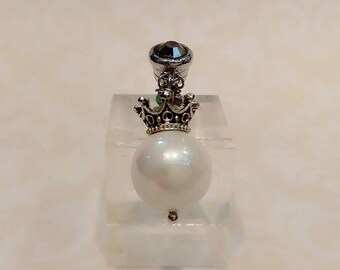 Crown and Pearl Cell Phone Dust Plug, Mother of Pearl Cell Phone Charm