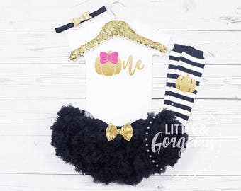 Girls 1st Birthday Pumpkin Outfit, First Birthday Onesie, First Birthday Pumpkin Outfit, 1st Birthday Onesie, Fall Birthday Outfit, Pumpkin
