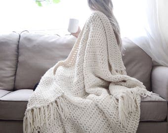 Chunky Knit Throw Blanket Crochet Afghan Tassels / Crochet Throw Cozy Thick Warm Home Decor Blanket / Hygge Cream White Fringe Throw