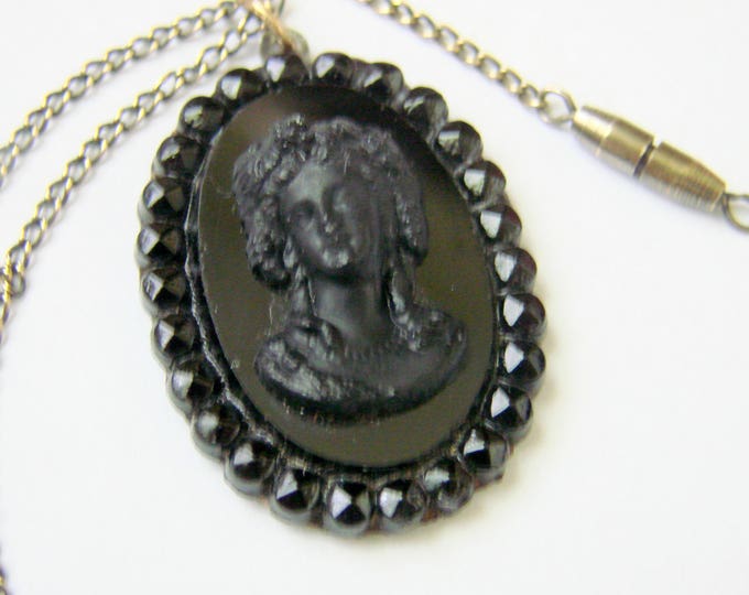 Antique Victorian Hand Carved Whitby Jet Cameo Pendant / Original Chain / Vintage Jewelry / Jewellery