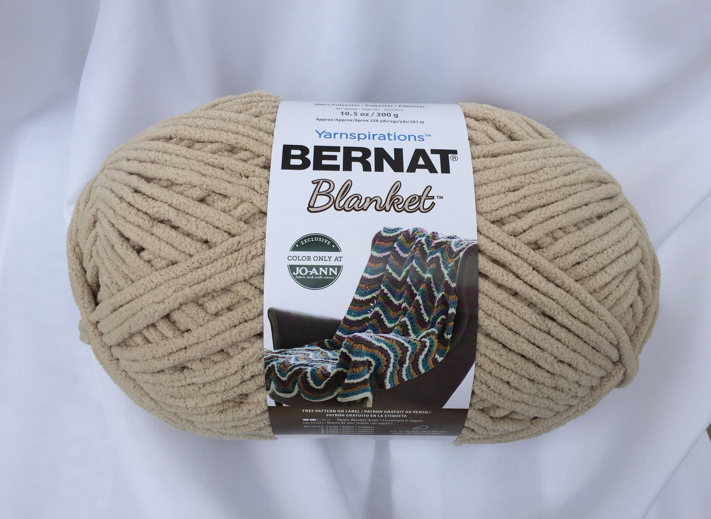 ALMOND 10830 Bernat Blanket Yarn220yds10.5 oz SkeinSuper