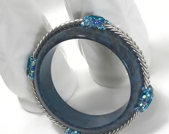 Leopard dynamite bangle
