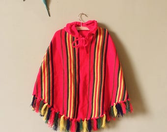 Vintage childrens clothes poncho / vintage kids. Childs knitted cape. Shawl. Hooded. Red striped. Festival, beach. Age 5 years - age 6 years