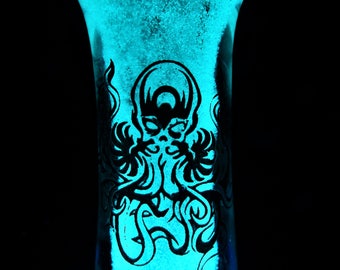 Glow in the Dark Glowprint "Cthulu" * Kraken * Glass pipe * Pipes * Thick Glass Pipe * Made in USA * Glass Pipes * Glass * Smoking Pipe