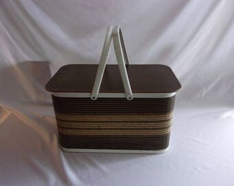 Vintage Redmon Picnic Basket