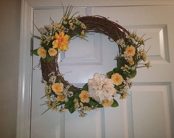 Decorative Grapevine Door Wreath