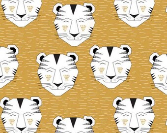 Fabric organic · Jersey · Little tiger. Dusty gold. 20 cm
