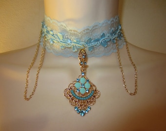 The blue Choker necklace