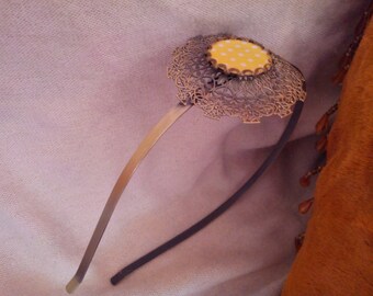 Headband - imagination - and its cabochon - yellow and white polka-dots