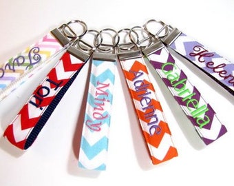 Personalized Wristlet Key Chain, Chevron Key Chain, Monogram Key Chain,Teacher Appreciation, Birthday Gift, Christms Gift, Group Gift