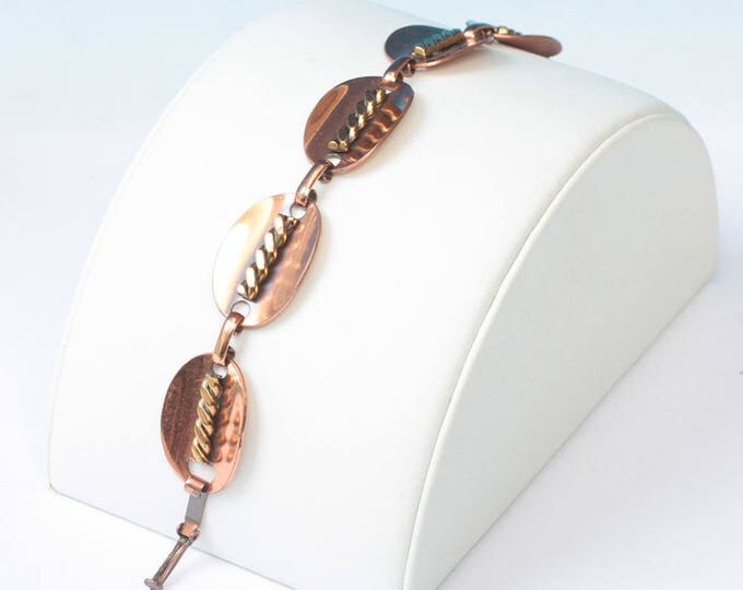 Copper Oval Link Bracelet with Decorated Links Vintage