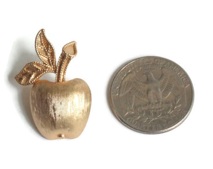 Gilded Apple Pin Gold Tone Vintage 1974 Smaller Size Avon Teacher Gift