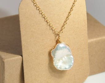 Pearl pendant necklace, 14K gold filled, genuine freshwater pearl necklace, white Keshi pearl pendant, weddings, bridal