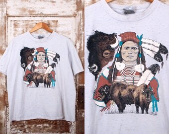 90's Native American Tshirt Buffalo Feathers Southwestern Large