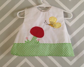 vintage baby girls sleeveless top blouse with darling mushroom butterfly applique size 6-9-12 months