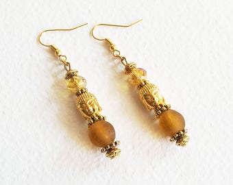 Boucles d'Oreilles Zen - Le Bouddha Soleil d'Or - Perles Pâte de Verre Artisanales et Perles Tibétaines - Bijou créateur, pièce unique