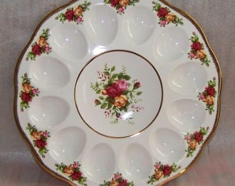 Old Country Roses Deviled Egg Plate / Dish Royal Albert
