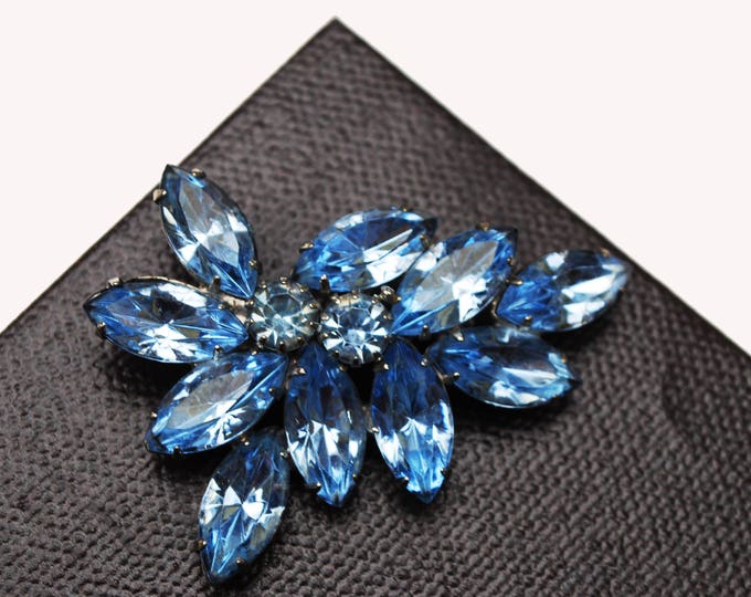 Light Blue Rhinestone Brooch - Flower Leaf floral pin - silver tone - mid century