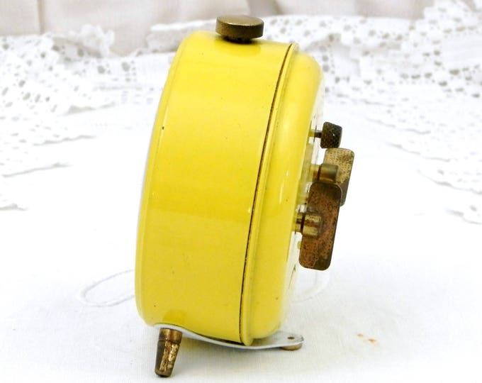 Working Vintage Mid Century Yellow and Black Mechanical Wind-Up Alarm Clock Made in Germany by Kienzle, Retro 1960s Bed Side Clock
