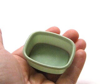 Dollhouse Wash Tub, Addis, Miniature, Plastic Wash Tub, Dish Pan, Tupperware Look, Mini, Metal, Miniaturist, Hobby, 1:12 Scale