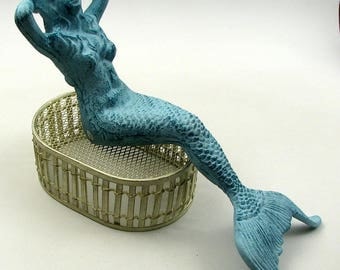 Mermaid - Cast Iron - Beach Decor - Nautical Decor - Large Cast Iron Mermaid