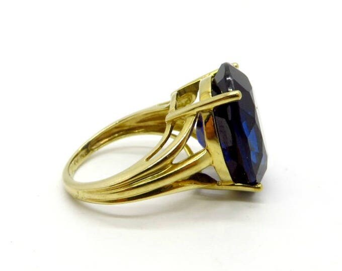 Vintage Blue Spinel Solitaire Ring, 10K Gold Synthetic Spinel Ring, Sapphire Blue Statement Ring, Engagement Ring, Size 4