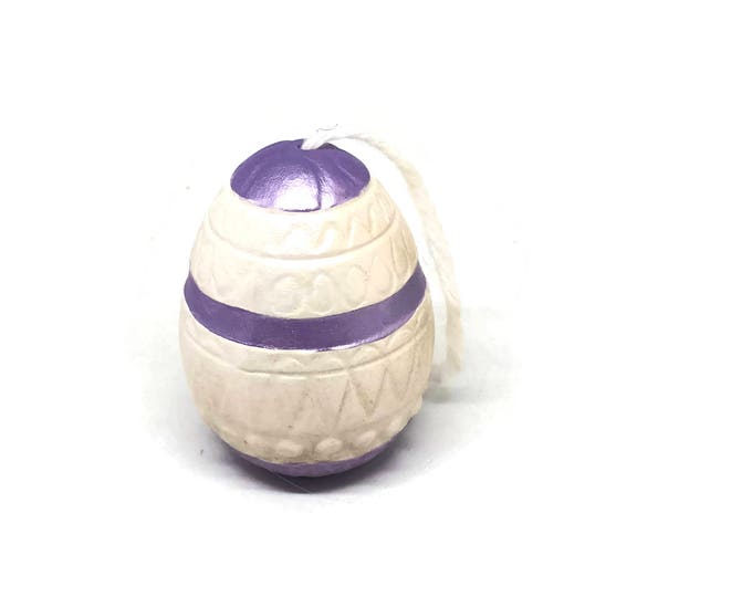 Hand Painted Pysanky Style Ceramic Egg / Vintage Ceramic Easter Egg / Easter Egg Figurine / Tabletop Art Deco Egg / White and Purple Egg