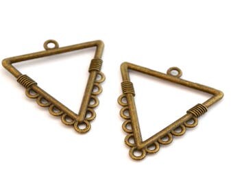 Set of 2 metal triangle pendant