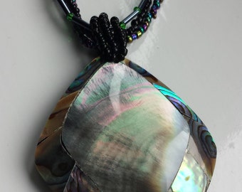 Abalone shell pendant necklace