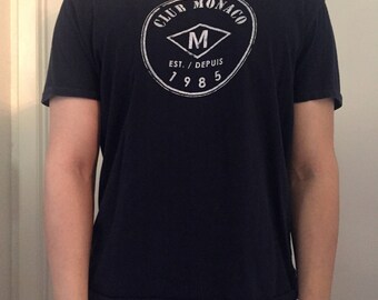 Club Monaco T-Shirt Size Medium