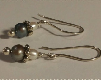 Black and white freshwater pearl earrings