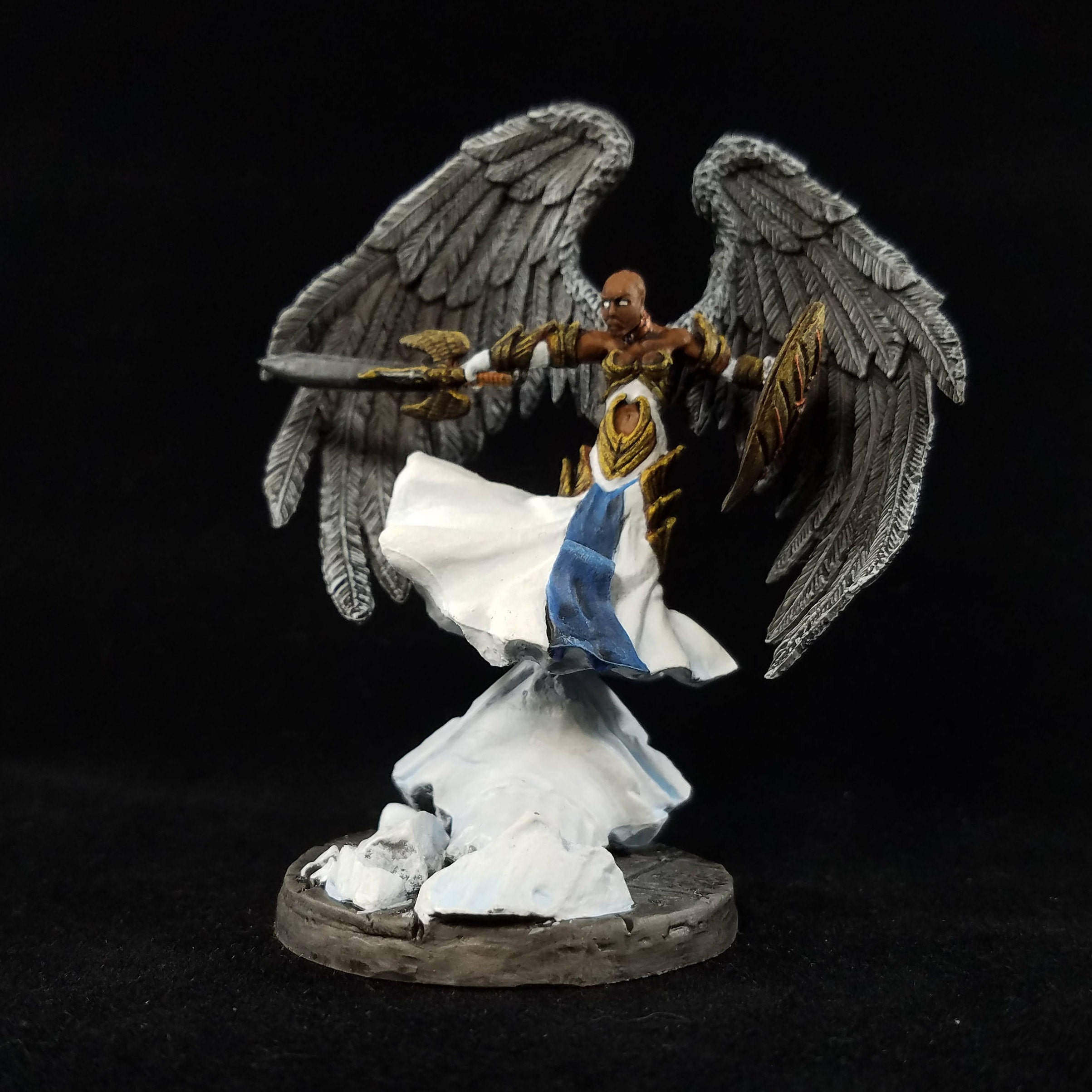 aasimar miniature