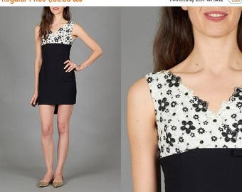 ON SALE Vintage Black & White Floral Minidress